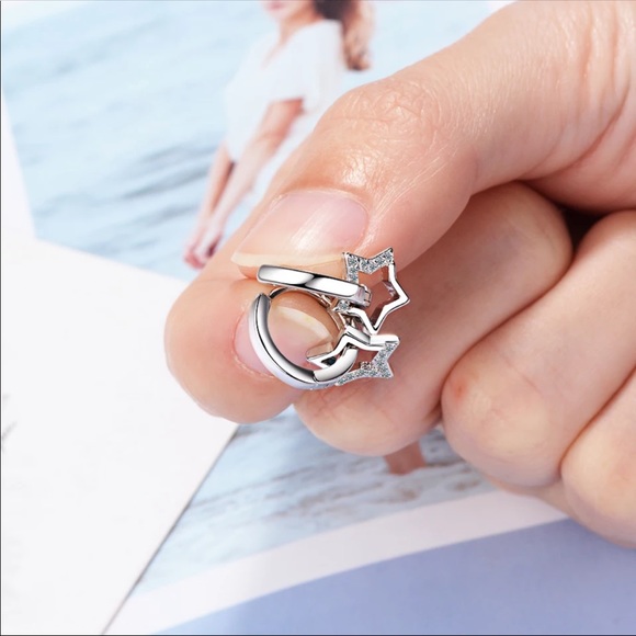 🌟 Sterling Silver 925 Star Huggie Hoop Earrings - Picture 2 of 6